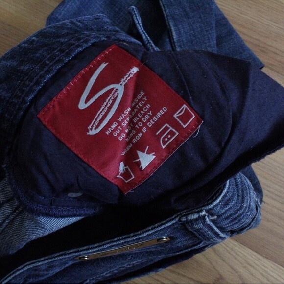 Seven7 Low Rise Boot Cut Jeans - Picture 4 of 10